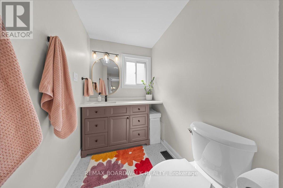 1715 Teakdale Avenue, Ottawa, Ontario  K1C 6M8 - Photo 33 - X13038298