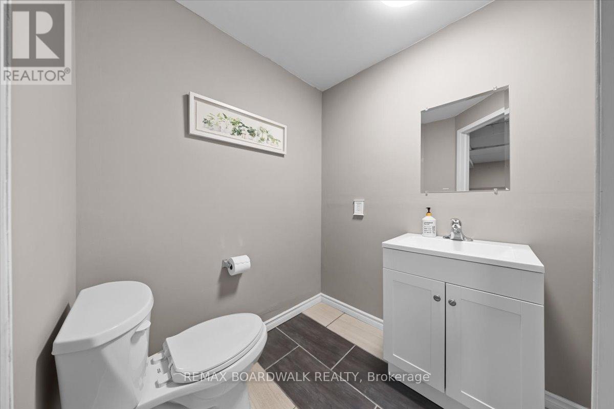 1715 Teakdale Avenue, Ottawa, Ontario  K1C 6M8 - Photo 38 - X13038298