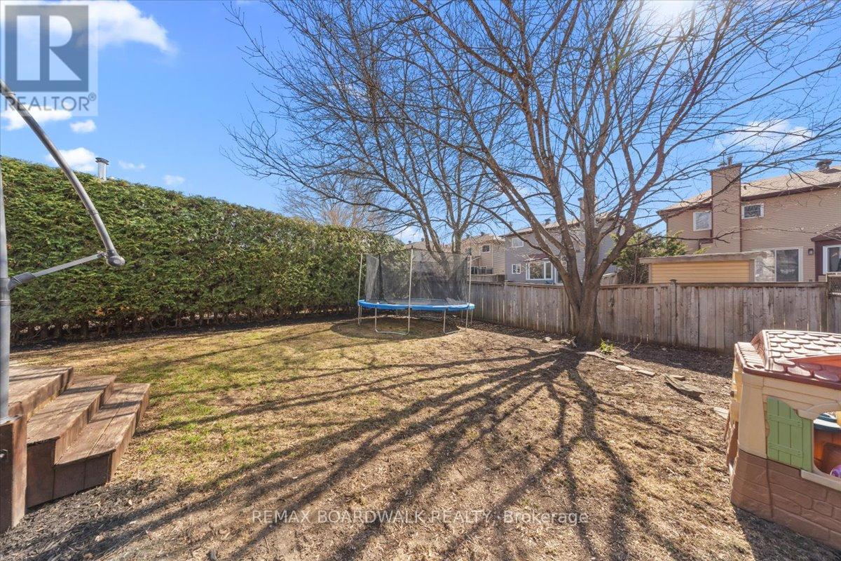 1715 Teakdale Avenue, Ottawa, Ontario  K1C 6M8 - Photo 43 - X13038298