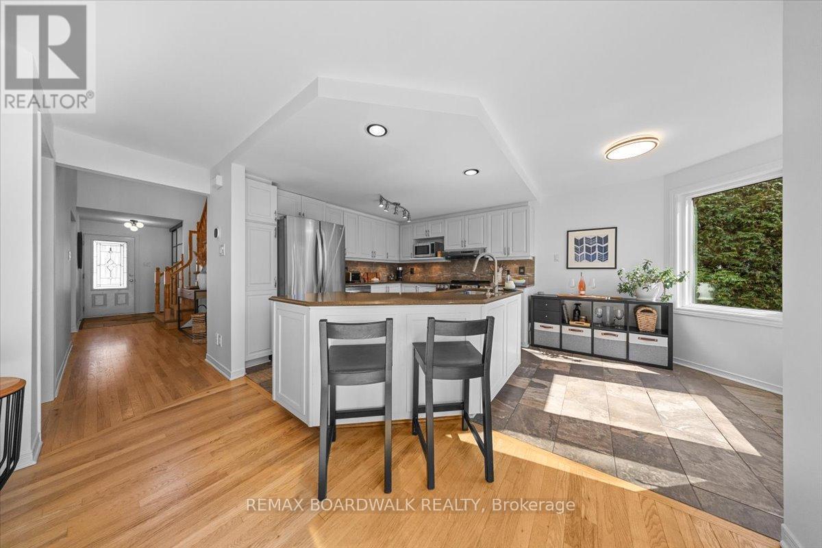 1715 Teakdale Avenue, Ottawa, Ontario  K1C 6M8 - Photo 6 - X13038298