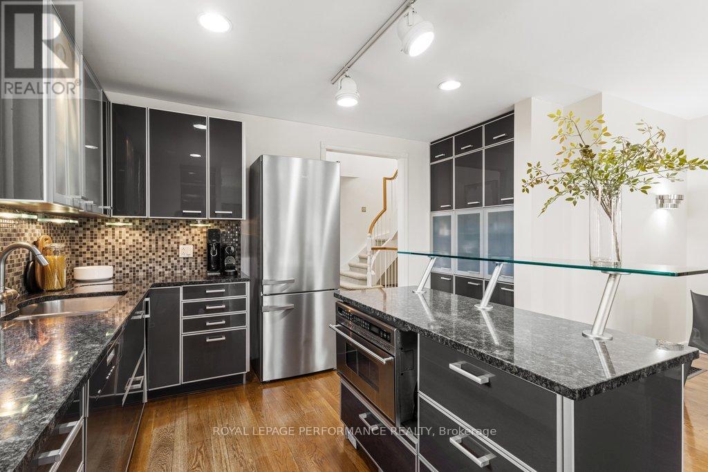 35 Waverley Street, Ottawa, Ontario  K2P 0T7 - Photo 23 - X13038310