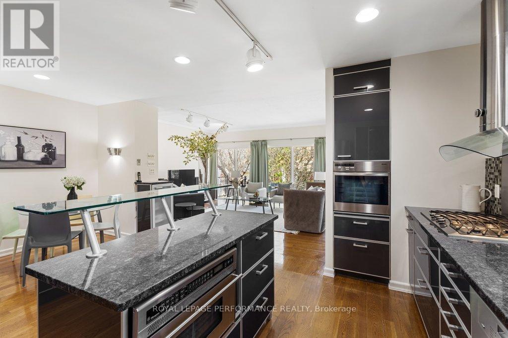 35 Waverley Street, Ottawa, Ontario  K2P 0T7 - Photo 25 - X13038310