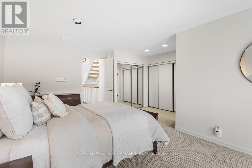 35 Waverley Street, Ottawa, Ontario  K2P 0T7 - Photo 32 - X13038310