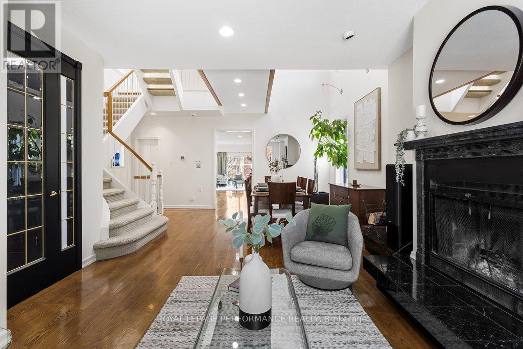 35 Waverley Street, Ottawa, Ontario  K2P 0T7 - Photo 6 - X13038310