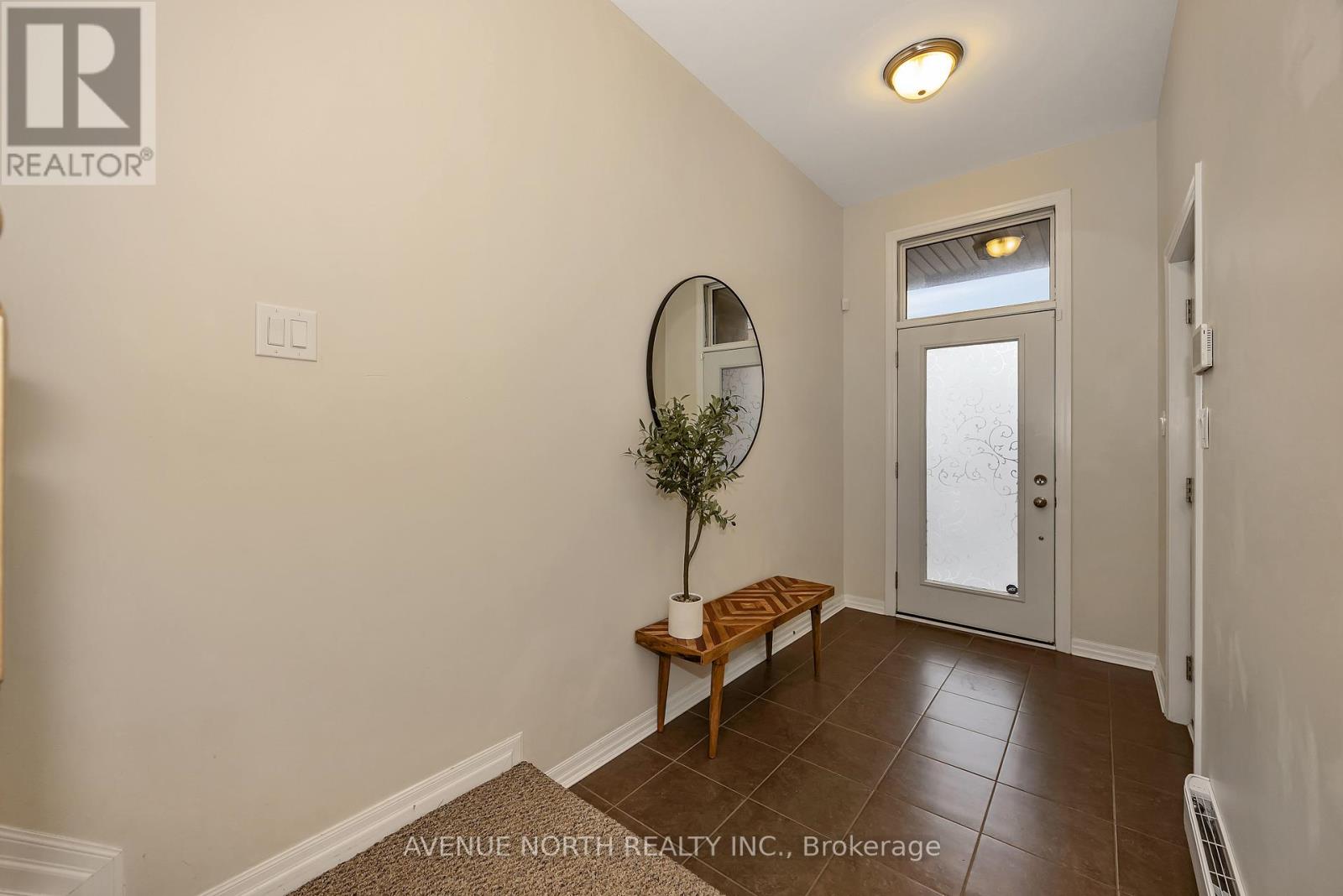 120 Lionel Private, Ottawa, Ontario  K4A 0X1 - Photo 4 - X13038342