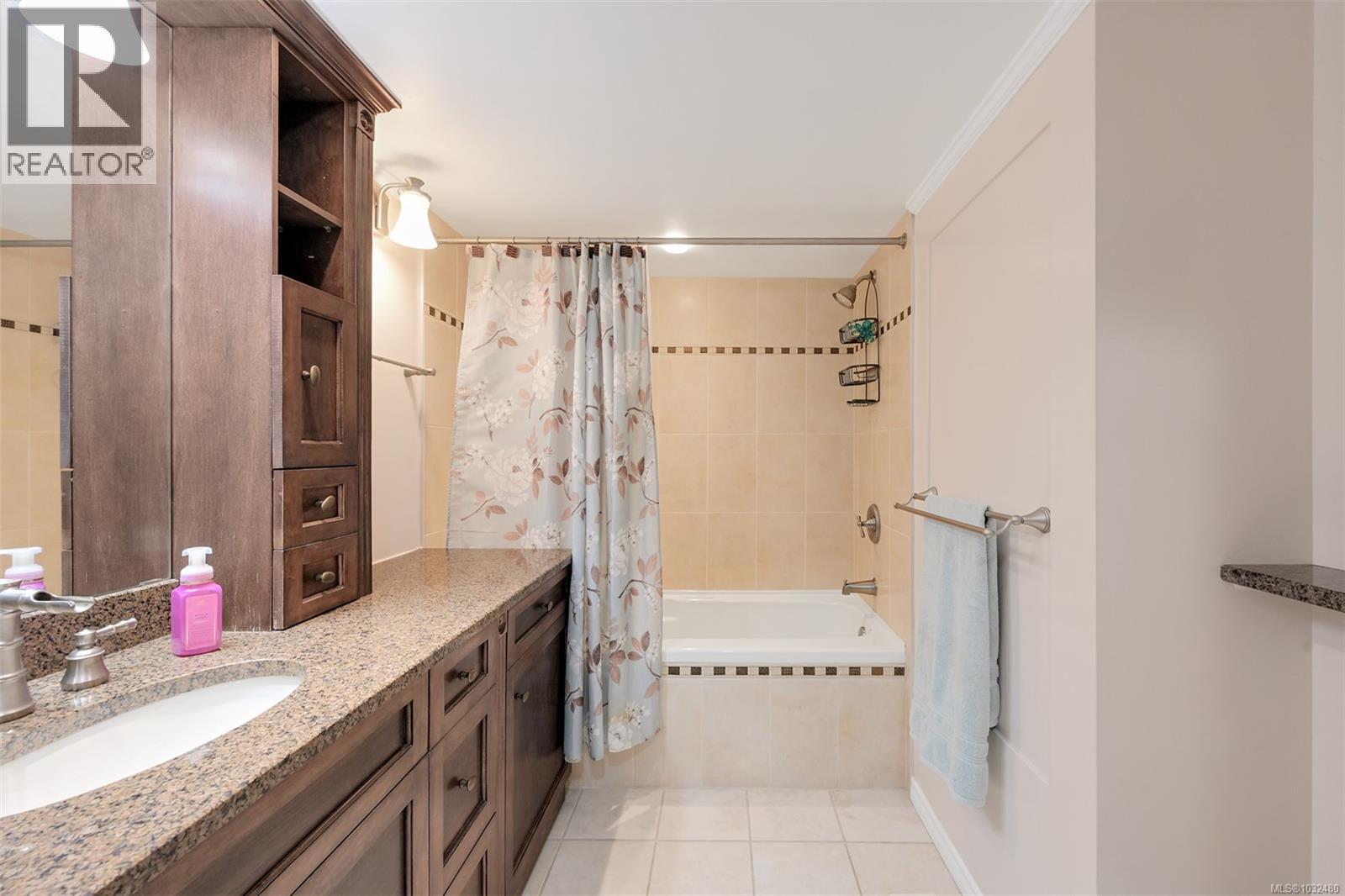 104 2345 Cedar Hill Cross Rd, Oak Bay, British Columbia  V8P 5M8 - Photo 30 - 1032480