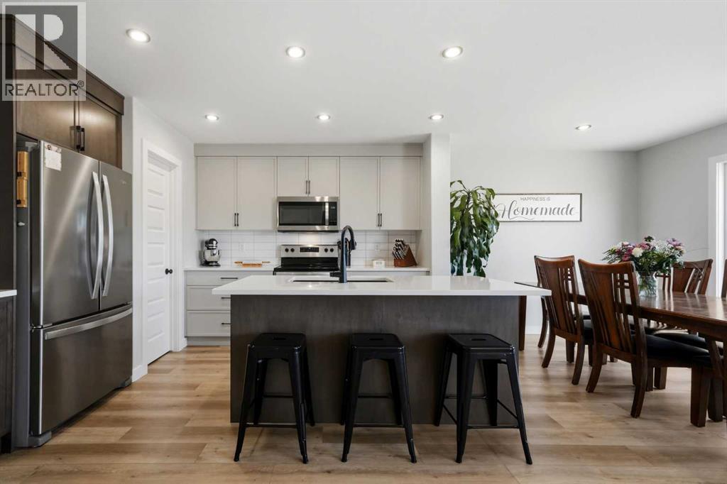 56 Trinity Street, Lacombe, Alberta  T4L 0L1 - Photo 5 - A2304077