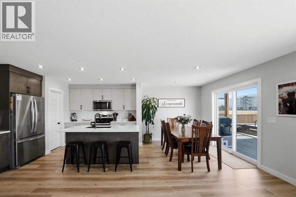 56 Trinity Street, Lacombe, Alberta  T4L 0L1 - Photo 8 - A2304077