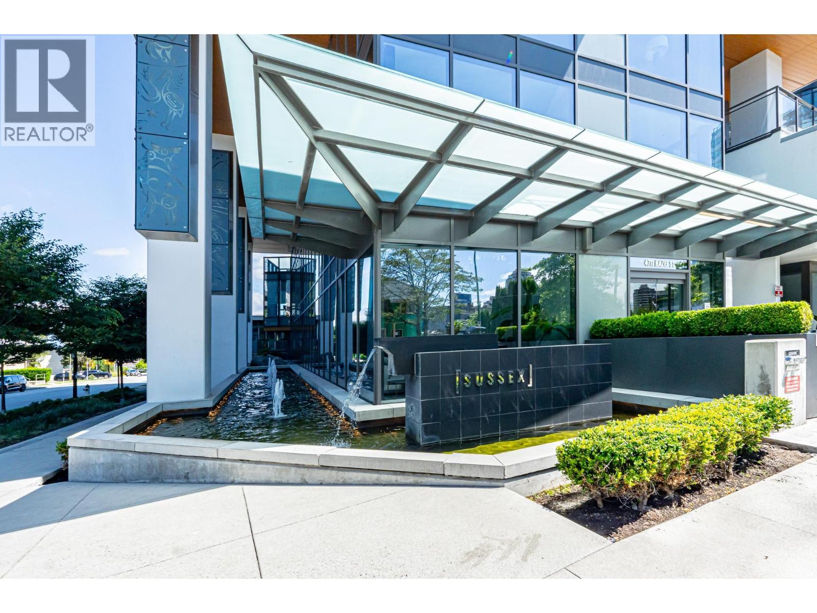 1801 4711 Hazel Street, Burnaby, British Columbia  V5H 0J9 - Photo 2 - R3113808