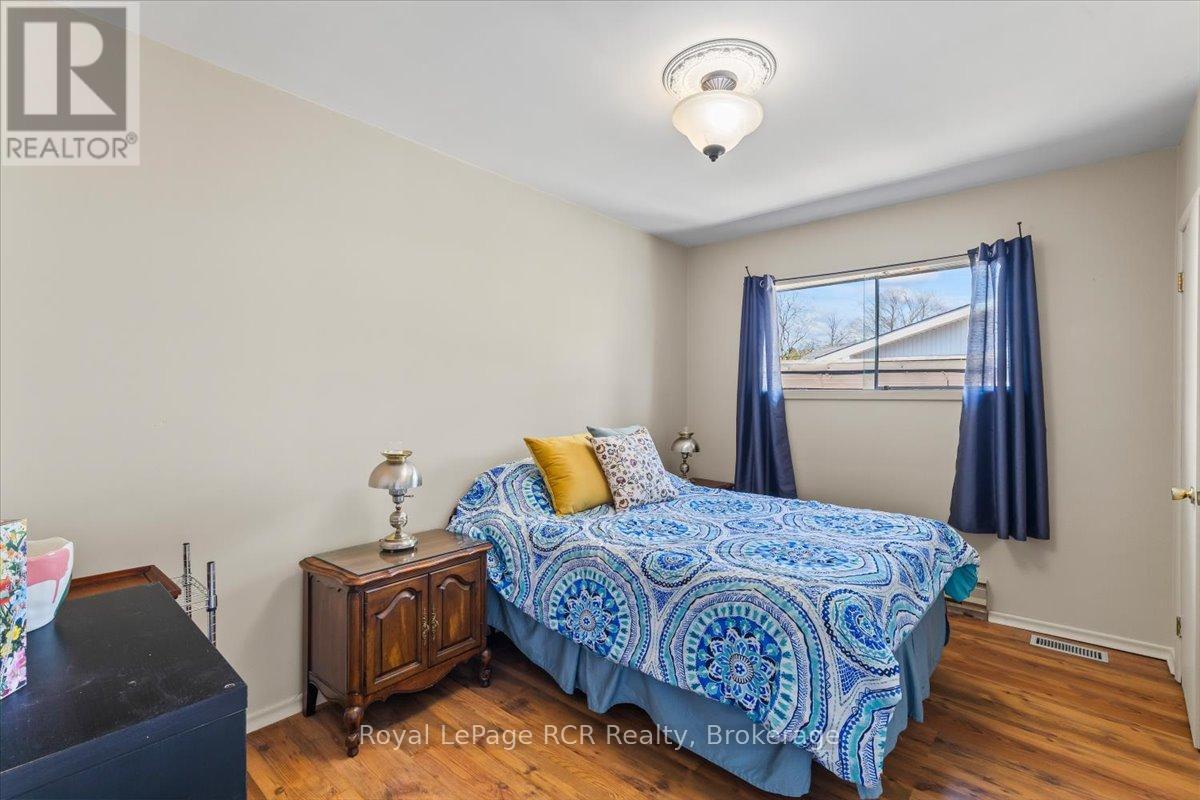 610 13th Street, Hanover, Ontario  N4N 1Y8 - Photo 13 - X13038346