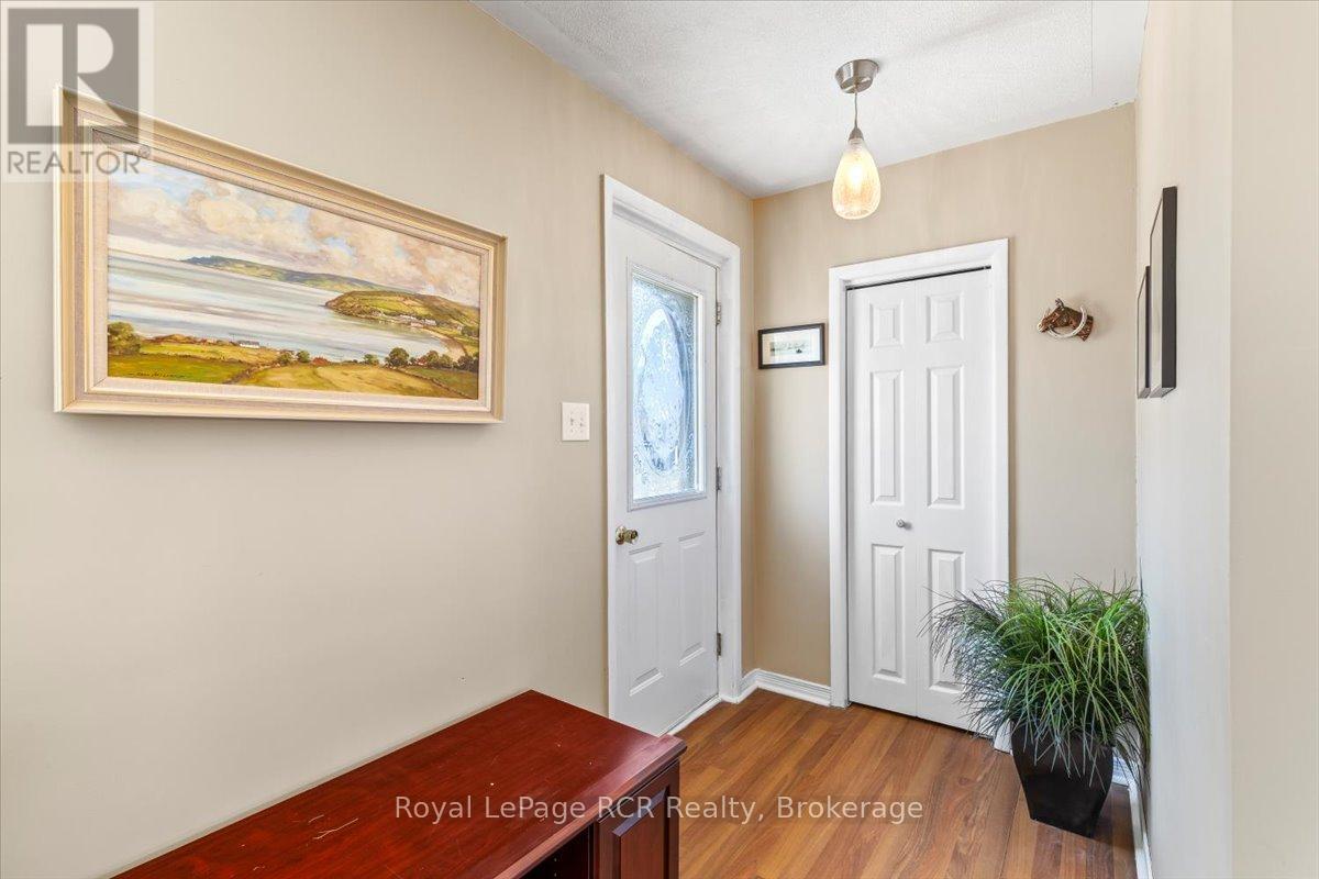 610 13th Street, Hanover, Ontario  N4N 1Y8 - Photo 2 - X13038346