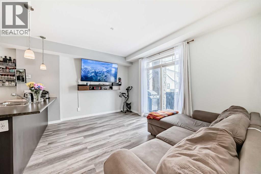 101, 117 Copperpond Common SE, Calgary, Alberta  T2Z 5E2 - Photo 14 - A2302487