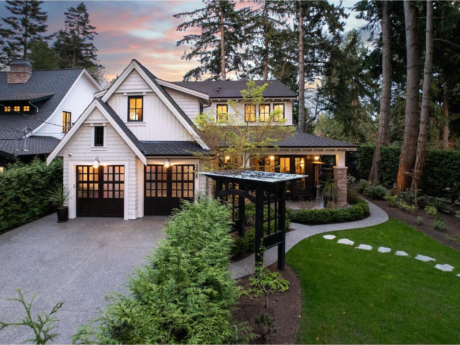 2408 Christopherson Road, Surrey, British Columbia  V4A 5W2 - Photo 1 - R3115375