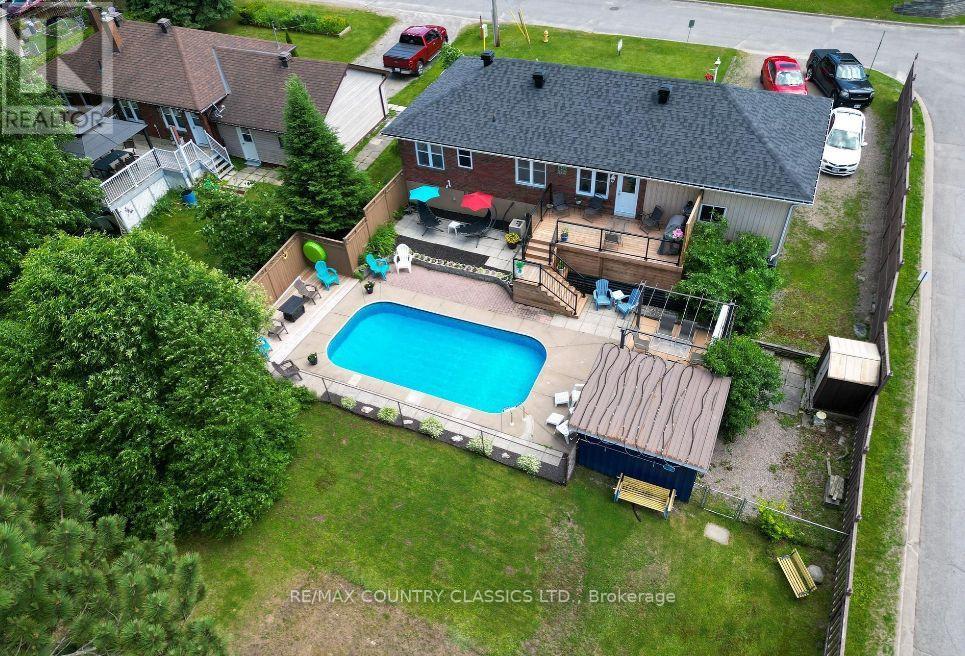 99 Maple Street, Bancroft, Ontario  K0L 1C0 - Photo 3 - X13018078