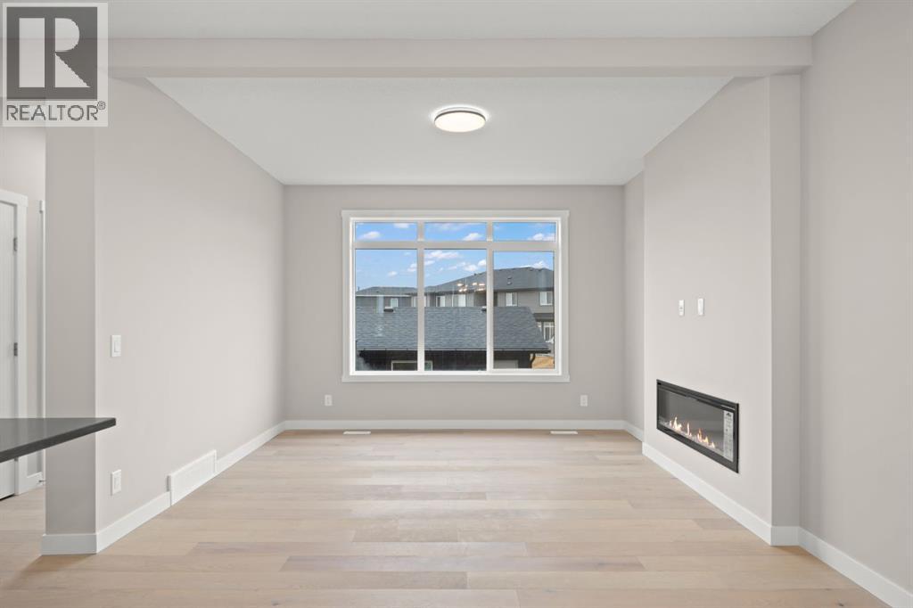 21 Sora Gate SE, Calgary, Alberta  T3S 0M6 - Photo 2 - A2280059