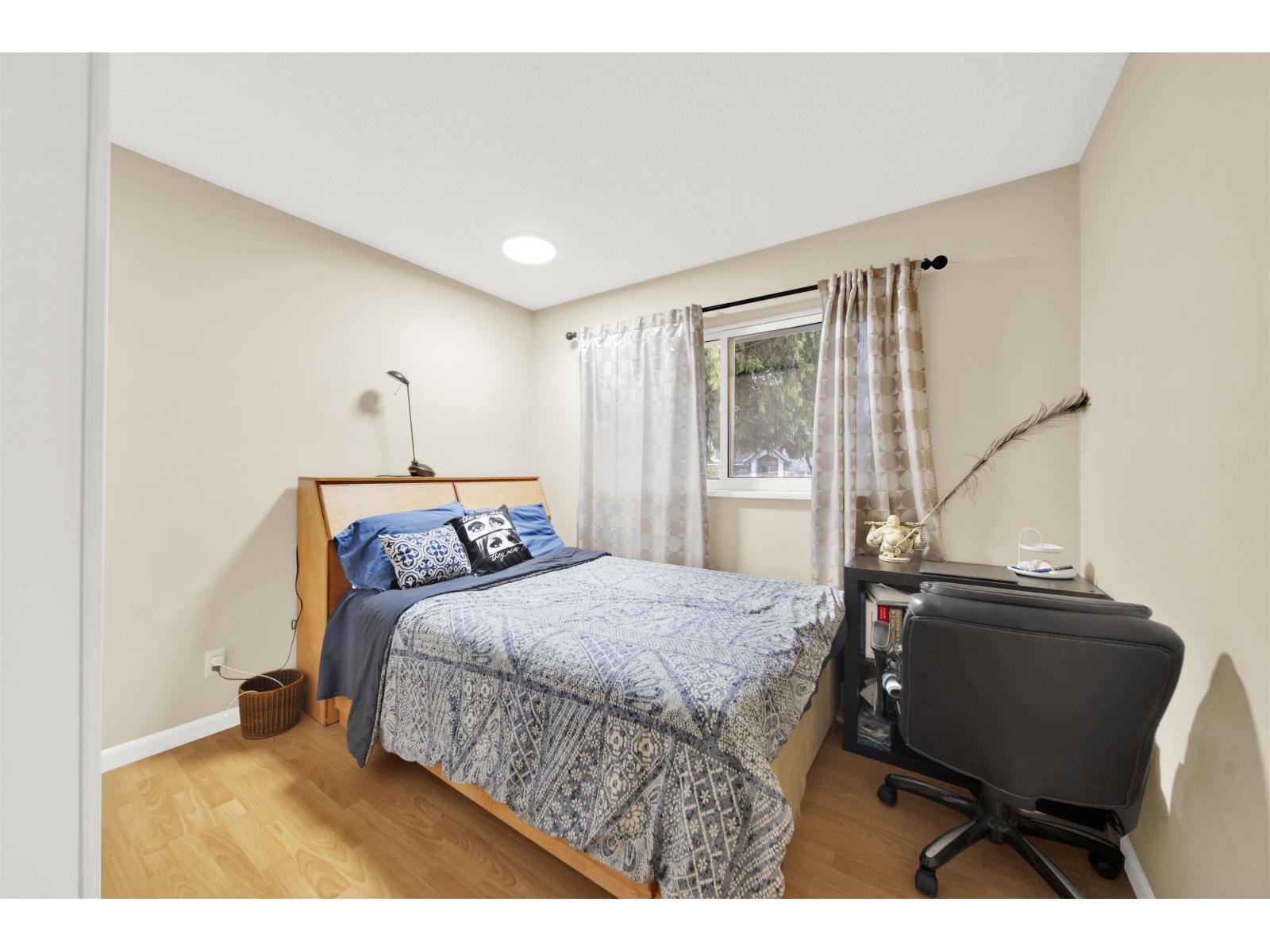 12754 Campbell Place, Surrey, British Columbia  V3V 6C8 - Photo 24 - R3115342