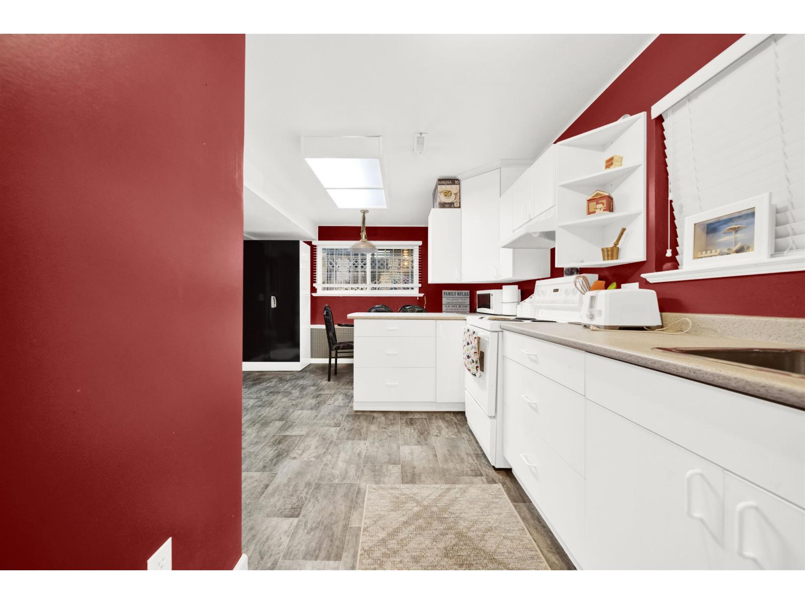 12754 Campbell Place, Surrey, British Columbia  V3V 6C8 - Photo 16 - R3115342