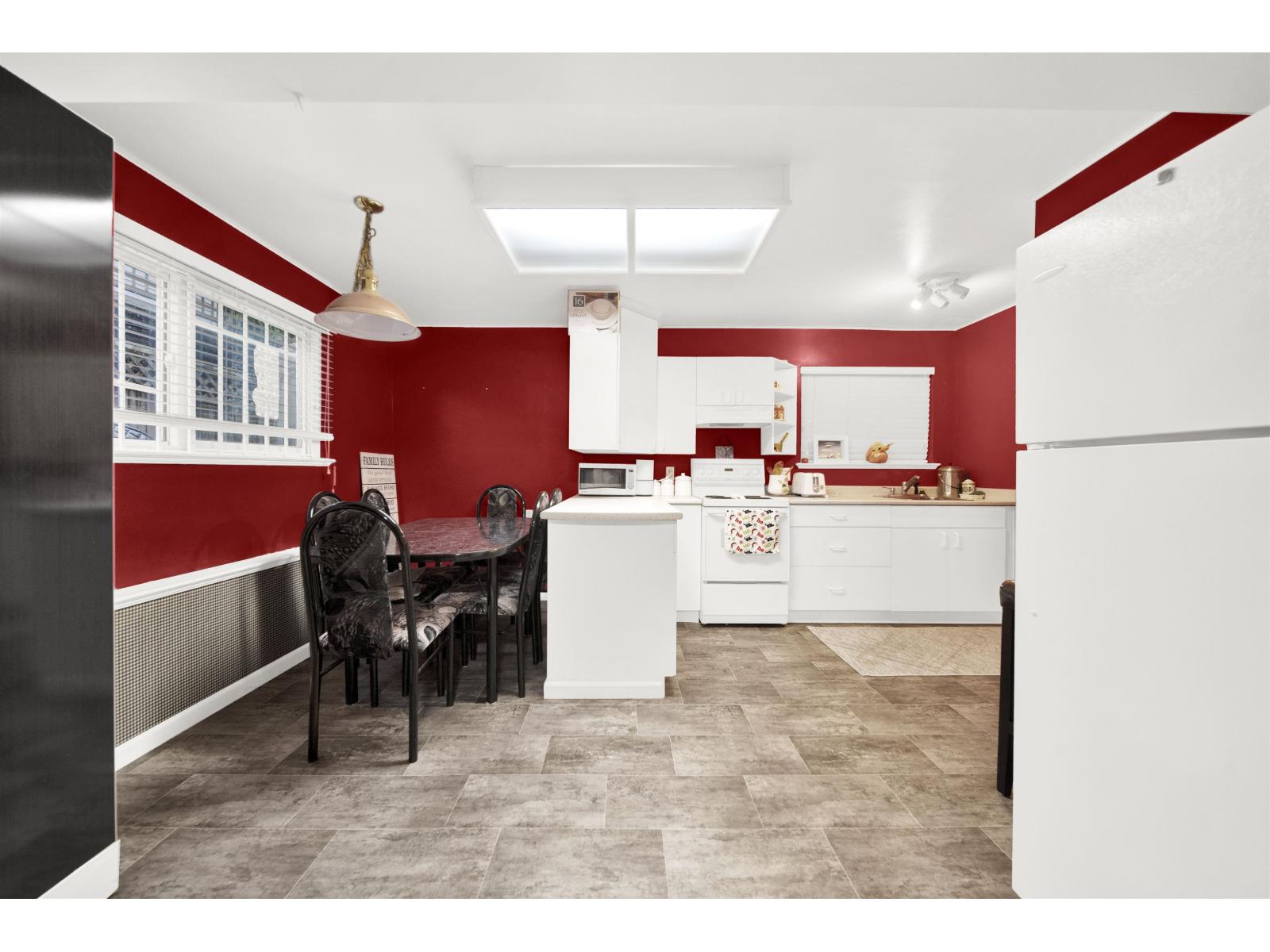 12754 Campbell Place, Surrey, British Columbia  V3V 6C8 - Photo 14 - R3115342