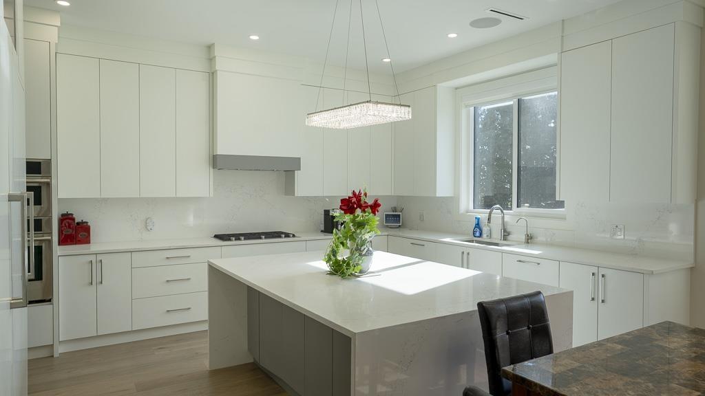 937 160b Street, Surrey, British Columbia  V4A 9A7 - Photo 10 - R3114444