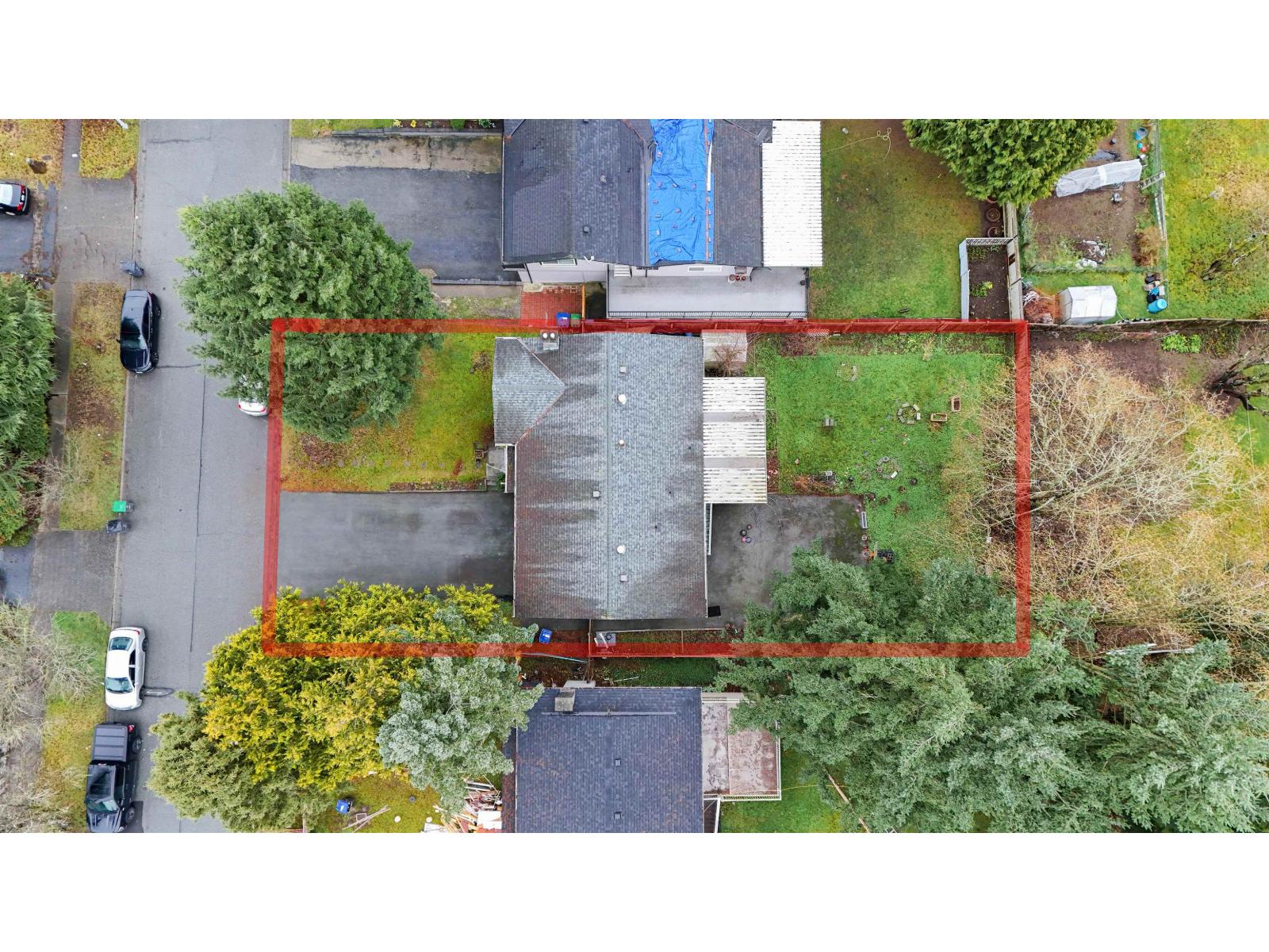 12754 Campbell Place, Surrey, British Columbia  V3V 6C8 - Photo 31 - R3115342