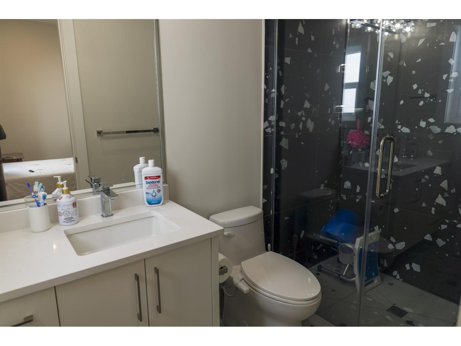 937 160b Street, Surrey, British Columbia  V4A 9A7 - Photo 21 - R3114444