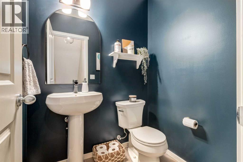 38 Legacy Boulevard SE, Calgary, Alberta  T2X 0Y6 - Photo 14 - A2301657