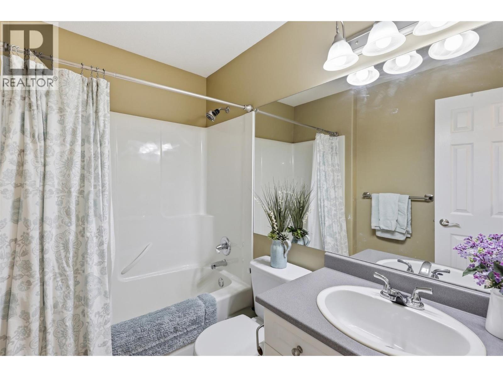 4948 Woodland Court, Kamloops, British Columbia  V2C 6V5 - Photo 21 - 10384490