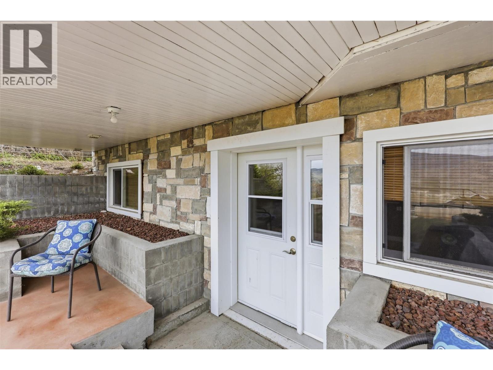 4948 Woodland Court, Kamloops, British Columbia  V2C 6V5 - Photo 22 - 10384490