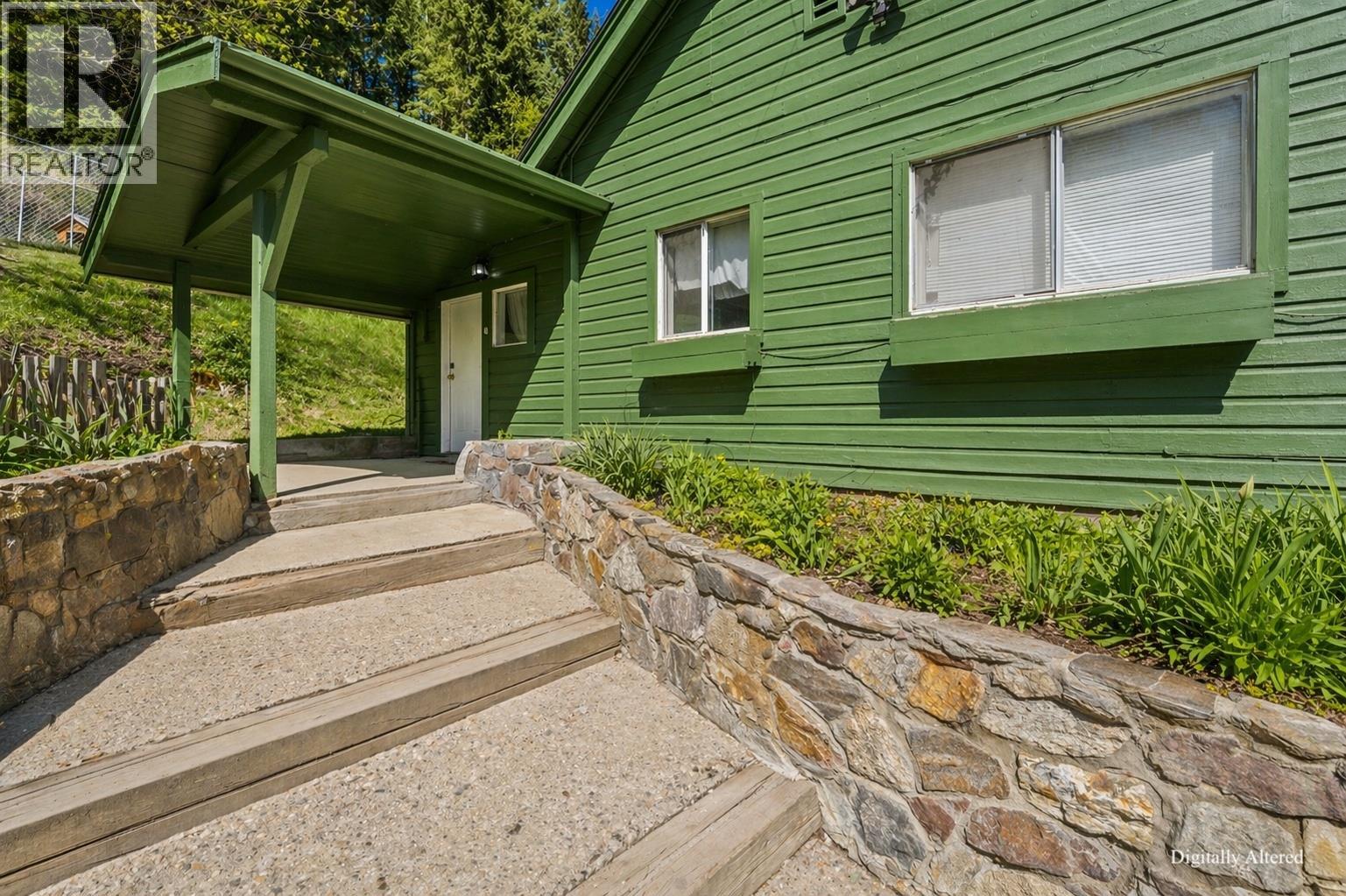 104 George Street, Enderby, British Columbia  V0E 1V0 - Photo 5 - 10384526