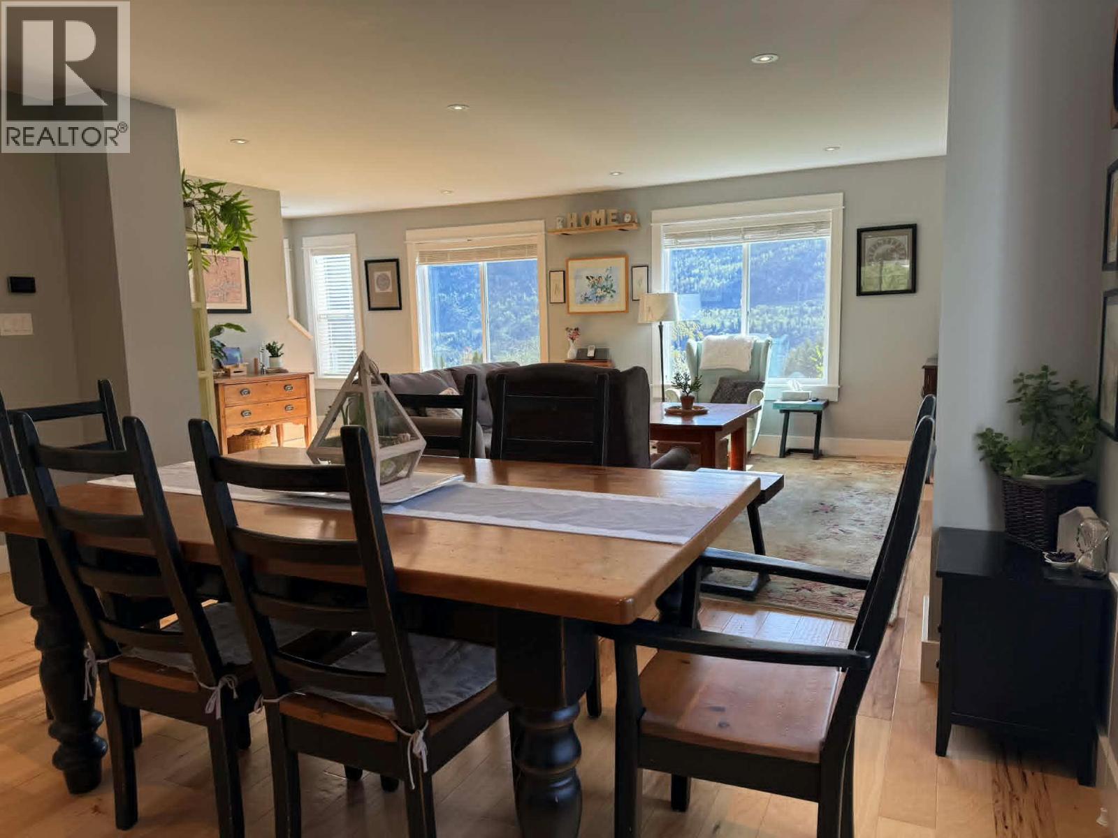 3583 14th Avenue, Castlegar, British Columbia  V1N 4J2 - Photo 26 - 10379202