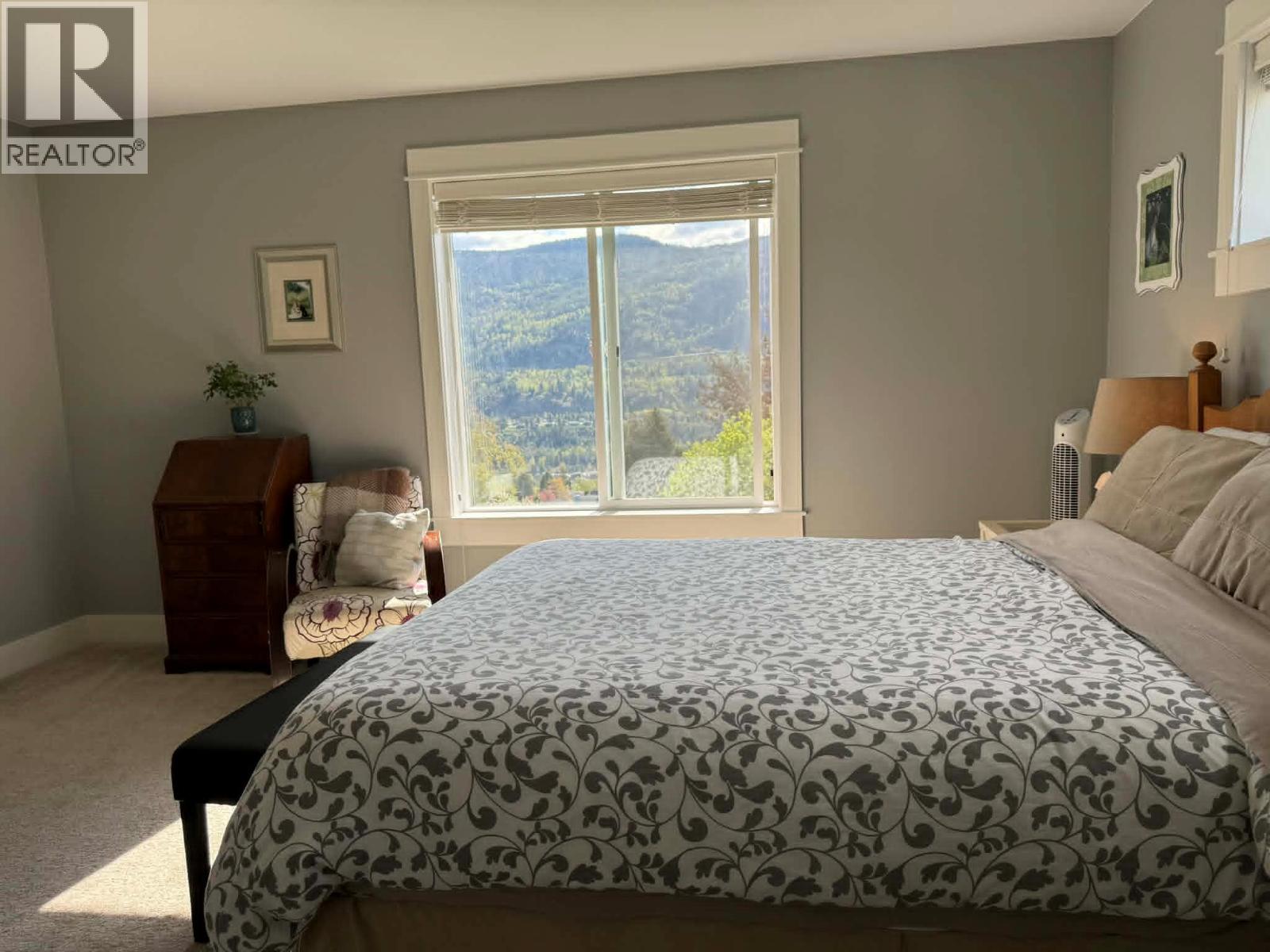 3583 14th Avenue, Castlegar, British Columbia  V1N 4J2 - Photo 37 - 10379202