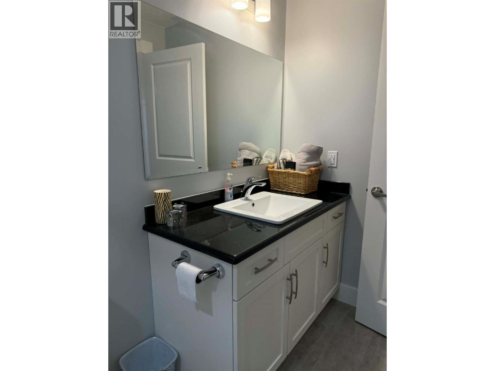 3583 14th Avenue, Castlegar, British Columbia  V1N 4J2 - Photo 79 - 10379202