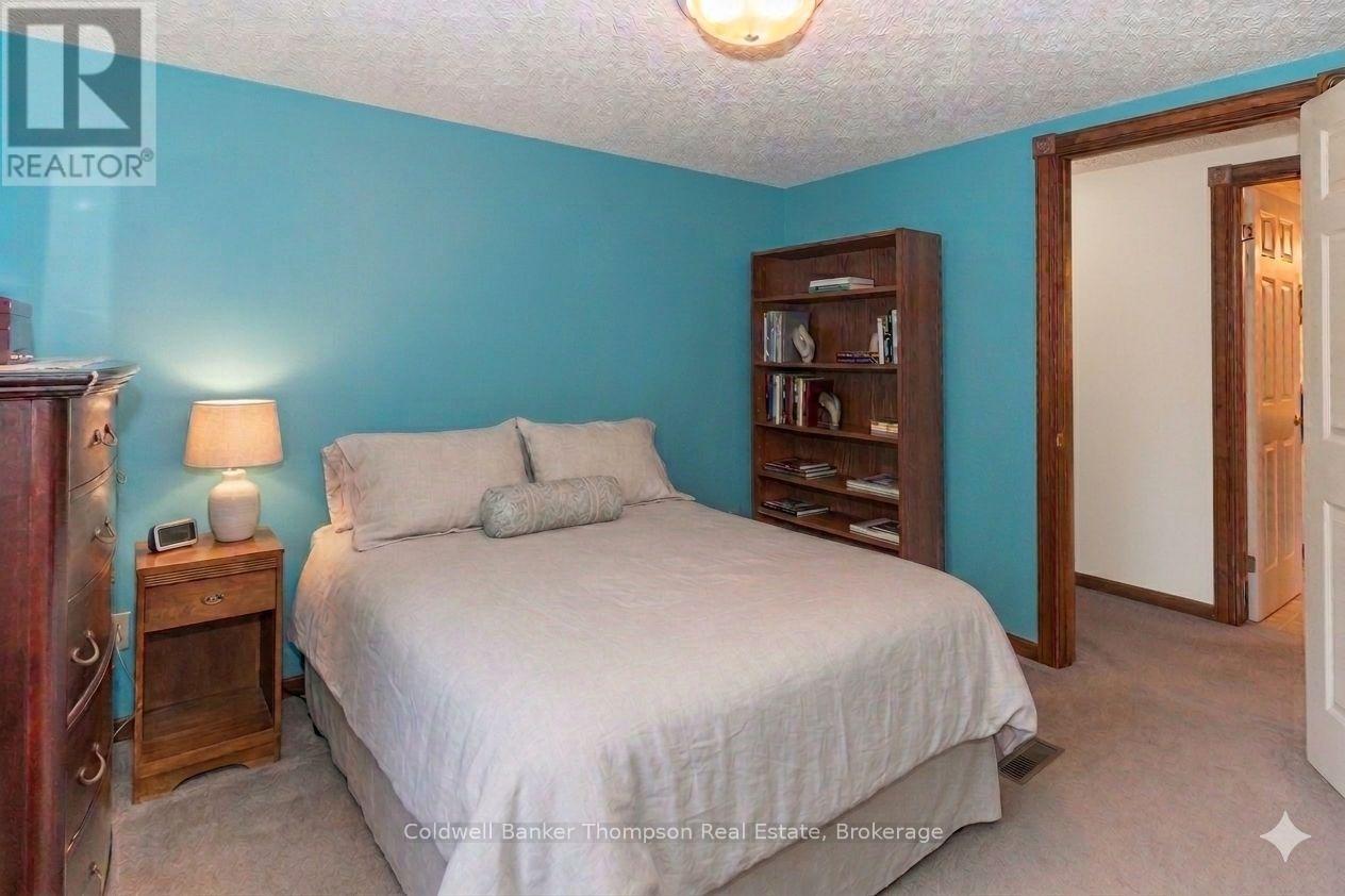 3 Cliff Avenue, Huntsville, Ontario P1H 1G4 - Photo 21 - X12933968