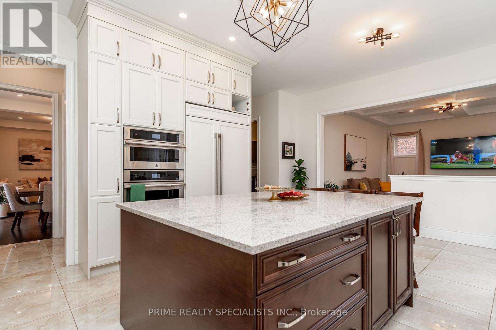 21 Midmorning Road, Brampton, Ontario  L6X 5P7 - Photo 18 - W12925218