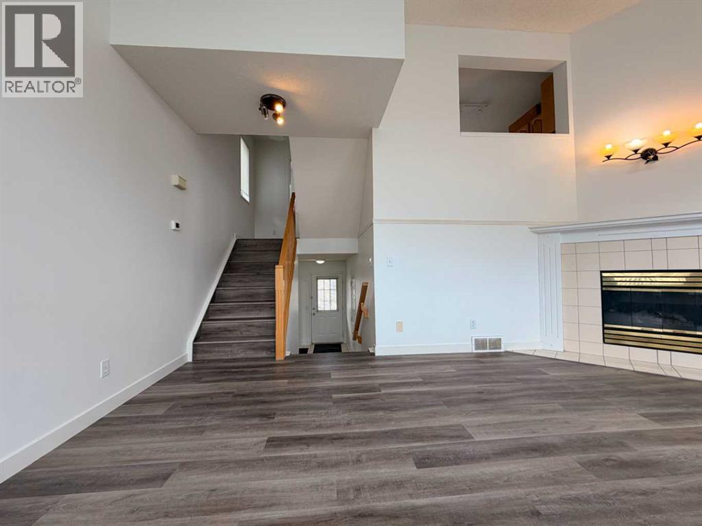 52 Kingsland Court Sw, Calgary, Alberta  T2V 0S2 - Photo 11 - A2303289