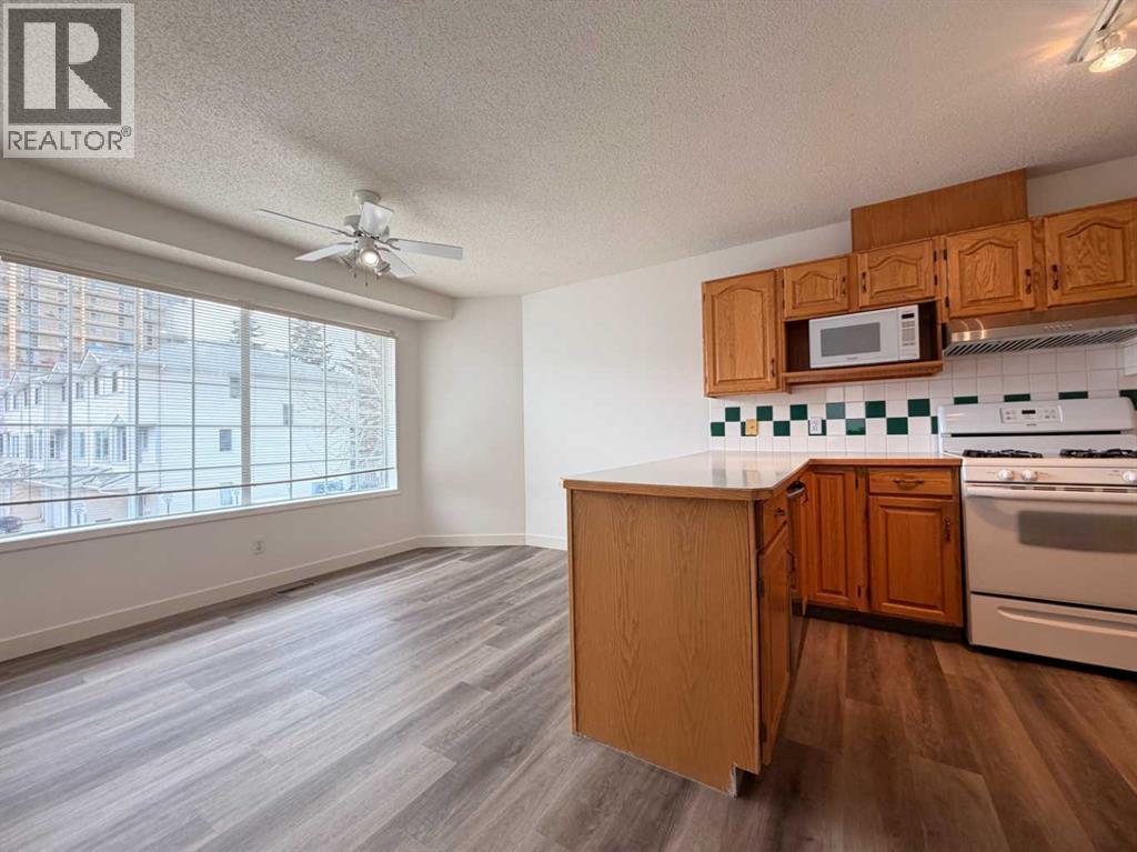 52 Kingsland Court Sw, Calgary, Alberta  T2V 0S2 - Photo 17 - A2303289