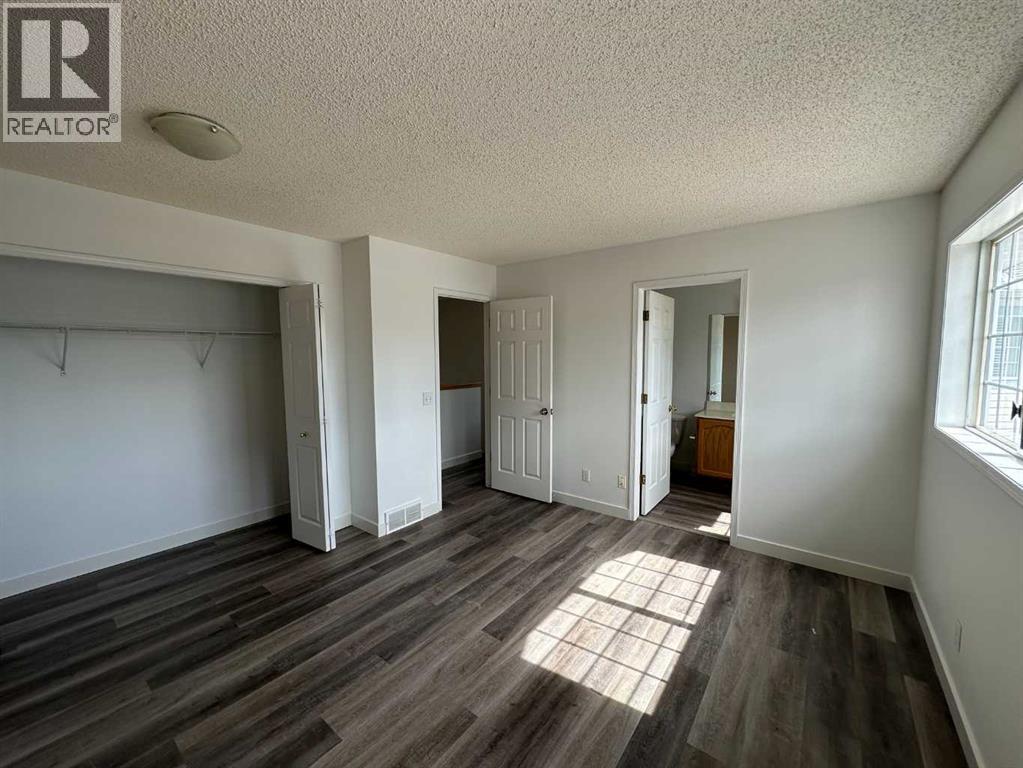 52 Kingsland Court Sw, Calgary, Alberta  T2V 0S2 - Photo 23 - A2303289