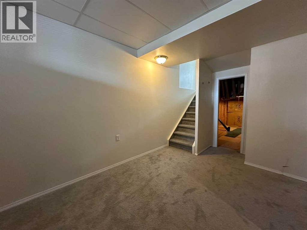 52 Kingsland Court Sw, Calgary, Alberta  T2V 0S2 - Photo 33 - A2303289