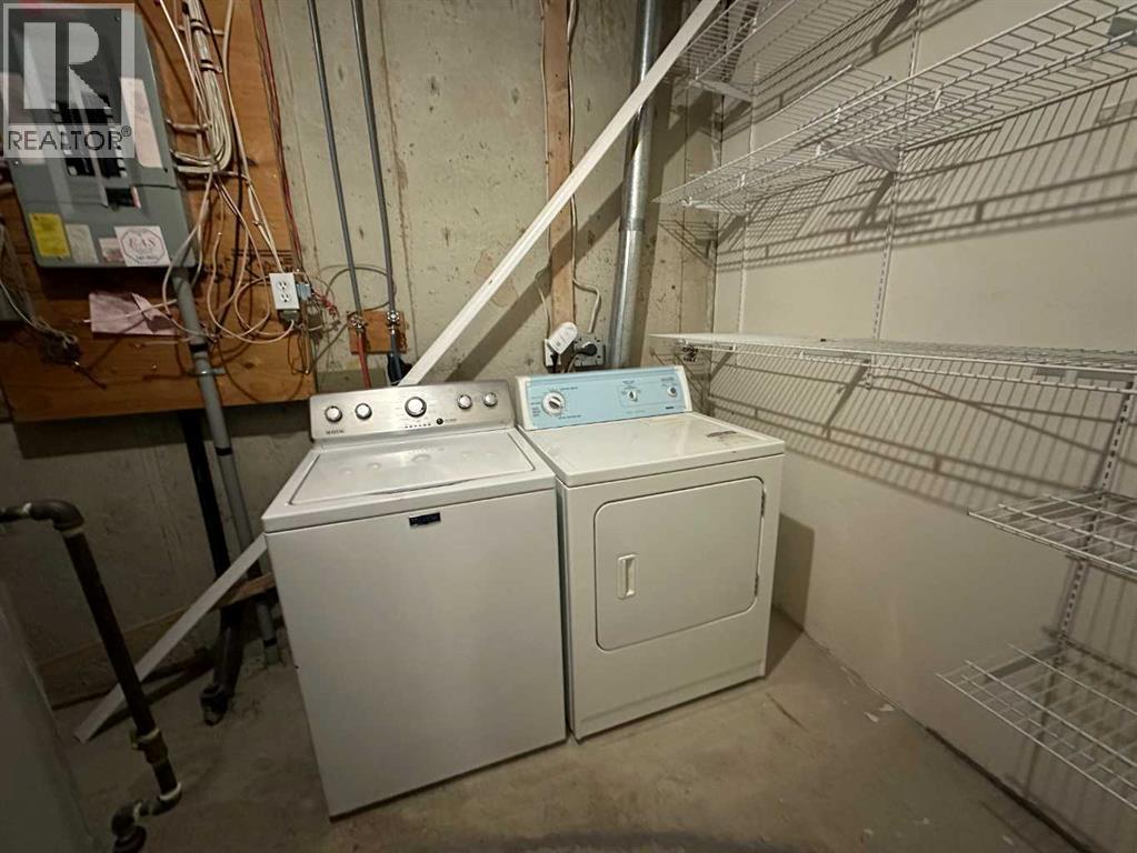 52 Kingsland Court Sw, Calgary, Alberta  T2V 0S2 - Photo 43 - A2303289