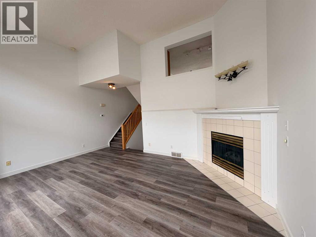 52 Kingsland Court Sw, Calgary, Alberta  T2V 0S2 - Photo 9 - A2303289