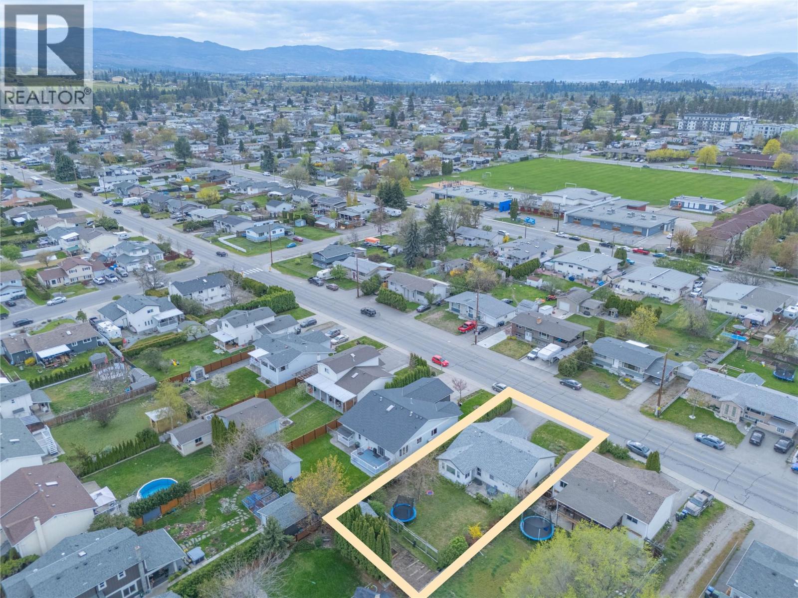 151 Molnar Road, Kelowna, British Columbia  V1X 7B5 - Photo 30 - 10384352