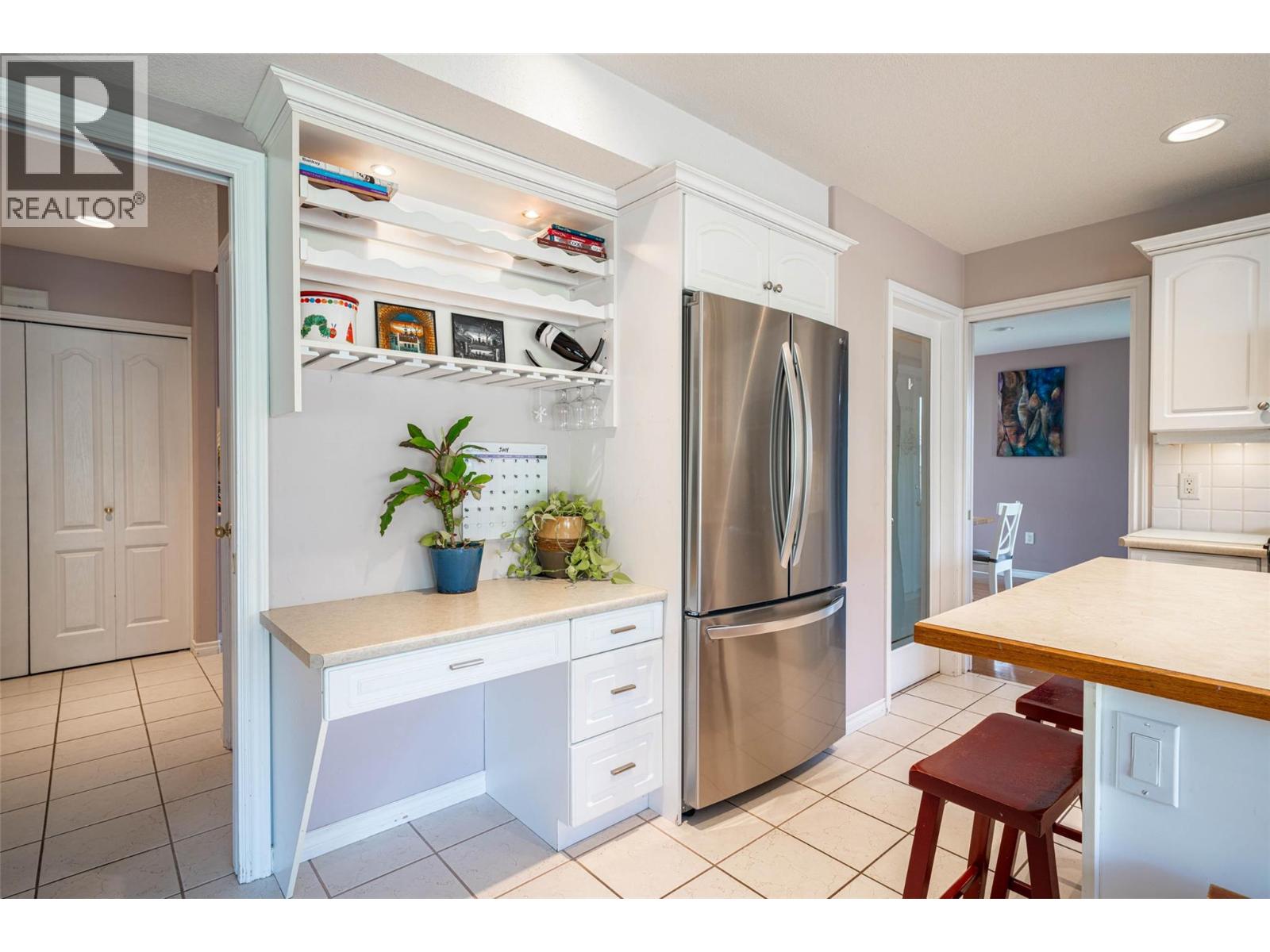 400 Fortress Crescent, Vernon, British Columbia  V1B 3W3 - Photo 35 - 10353854