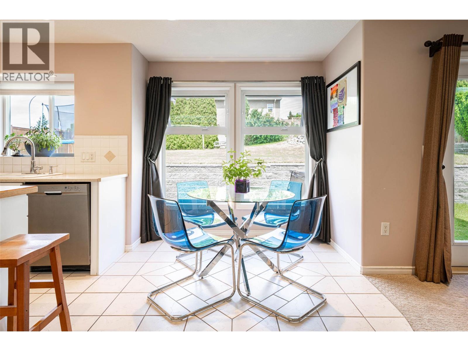 400 Fortress Crescent, Vernon, British Columbia  V1B 3W3 - Photo 39 - 10353854