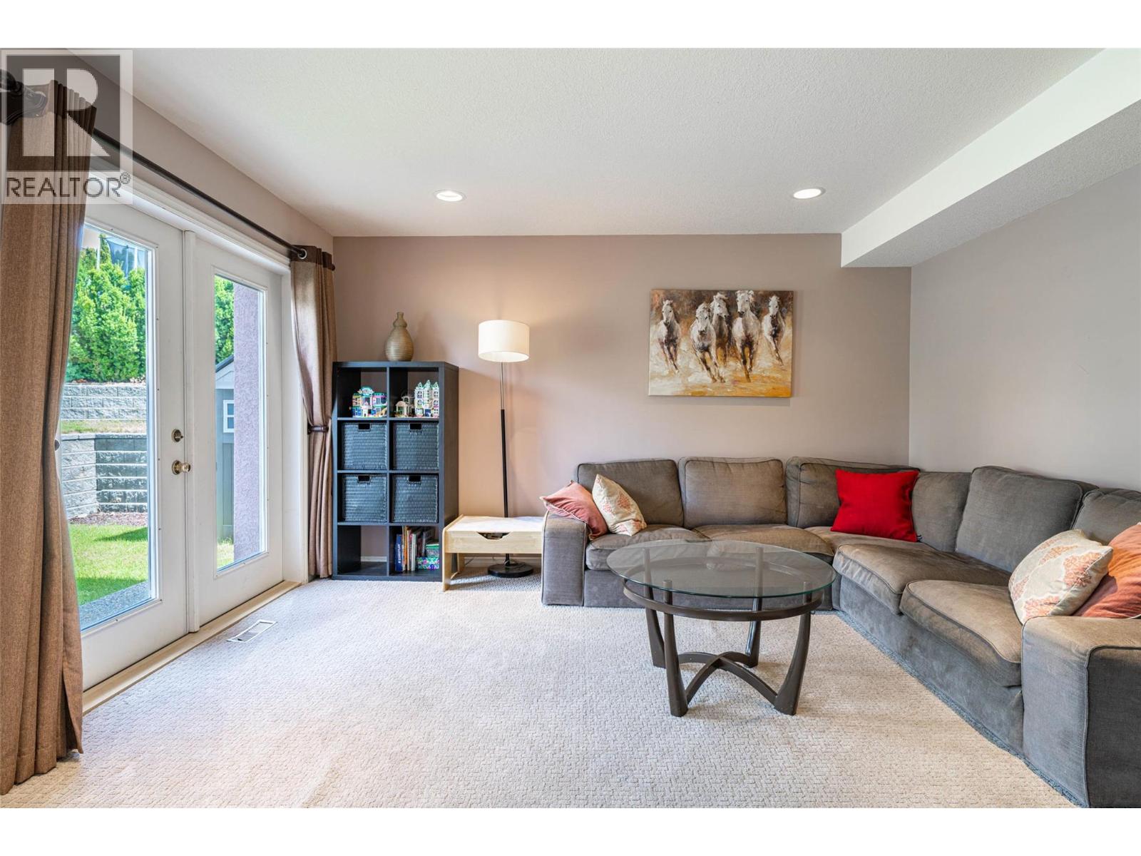 400 Fortress Crescent, Vernon, British Columbia  V1B 3W3 - Photo 40 - 10353854