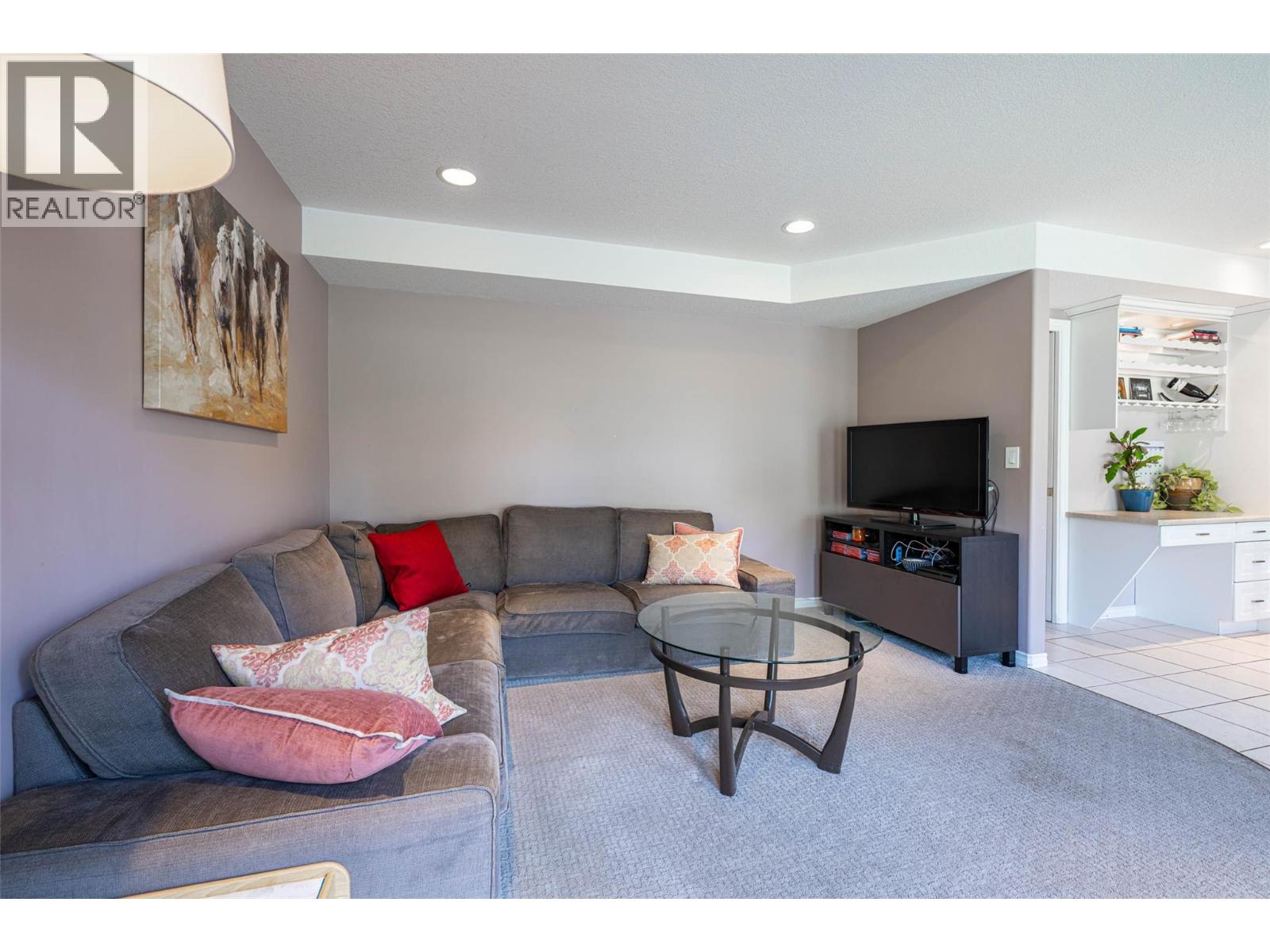 400 Fortress Crescent, Vernon, British Columbia  V1B 3W3 - Photo 41 - 10353854