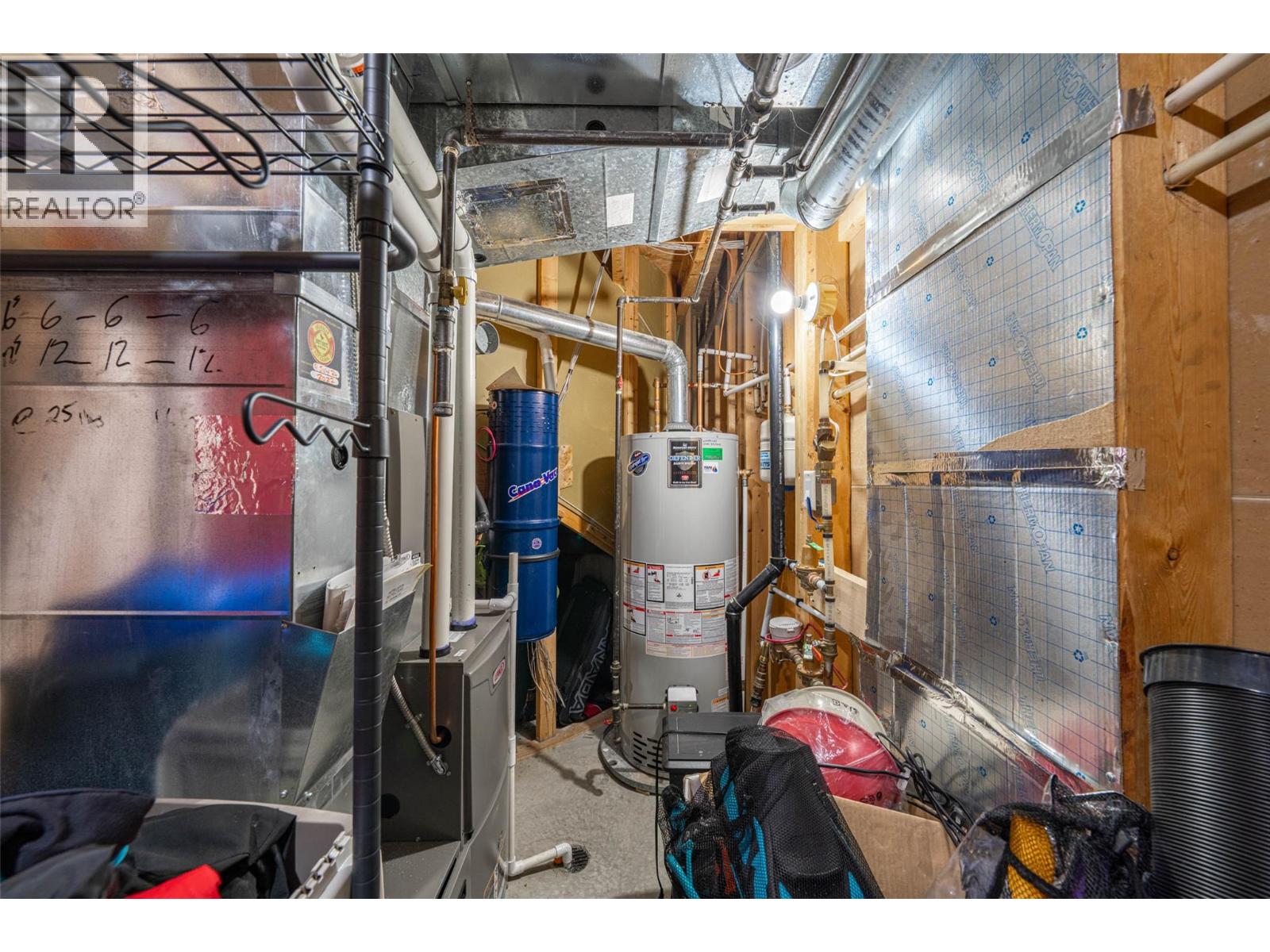 400 Fortress Crescent, Vernon, British Columbia  V1B 3W3 - Photo 69 - 10353854