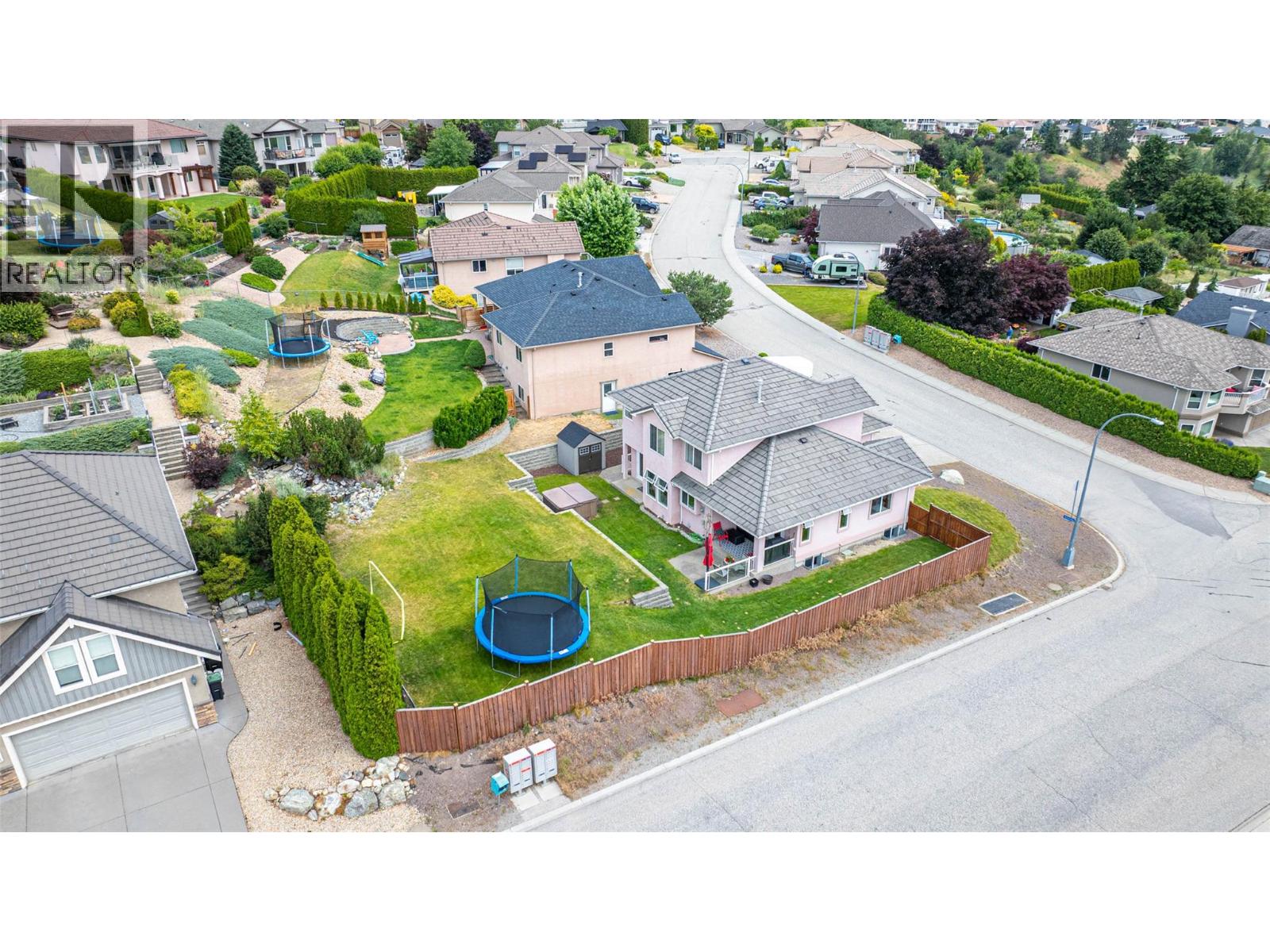 400 Fortress Crescent, Vernon, British Columbia  V1B 3W3 - Photo 74 - 10353854