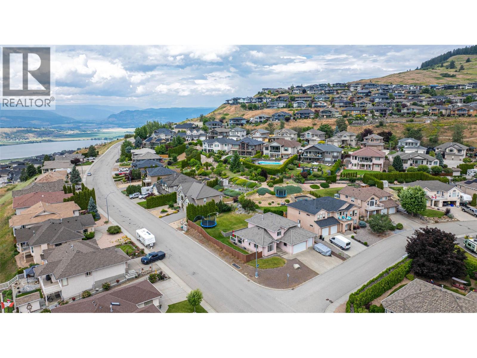 400 Fortress Crescent, Vernon, British Columbia  V1B 3W3 - Photo 75 - 10353854