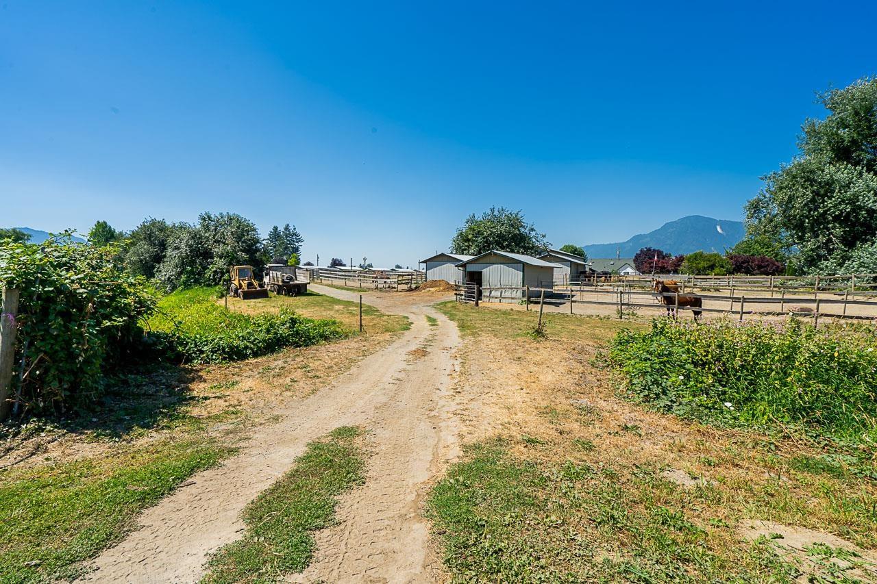 42050 Keith Wilson Road, Greendale, Sardis - Greendale, British Columbia  V2R 4B2 - Photo 19 - R3115187