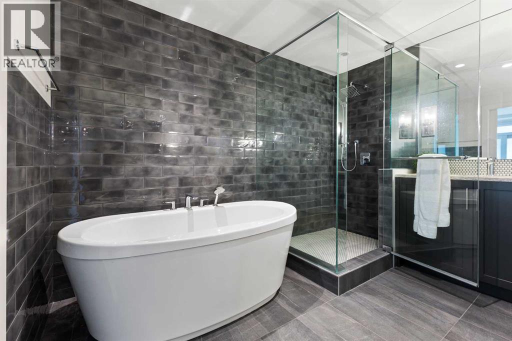 102, 101a Stewart Creek Rise, Canmore, Alberta  T1W 0K2 - Photo 11 - A2278652